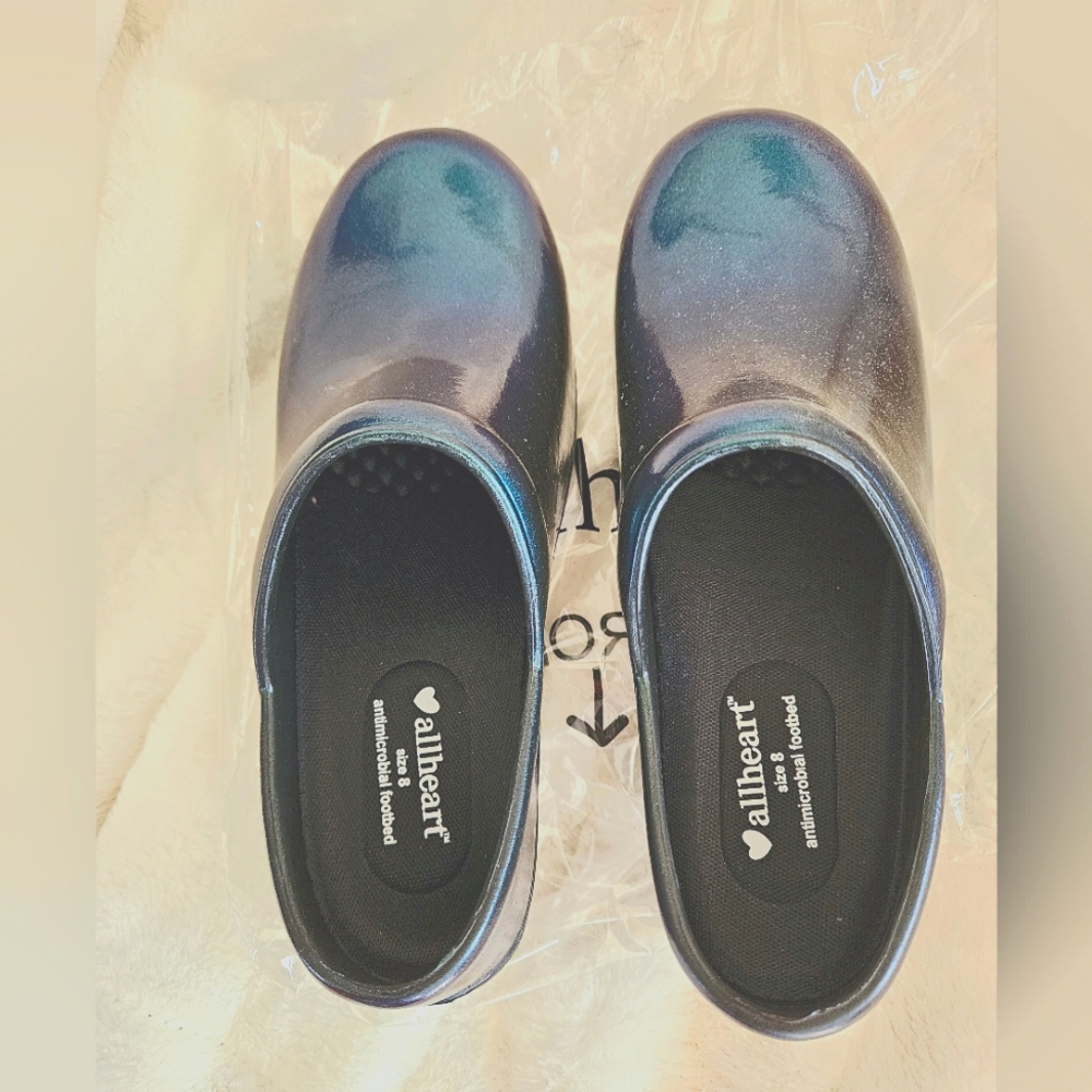 -Allheart Clogs Size 8 Brand New Iridescent Blue 1 Pair in BLACK